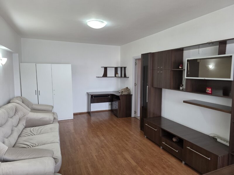 Camil Ressu vav gura de metrou Dristor, 5 minute mall Park Lake si parc IOR